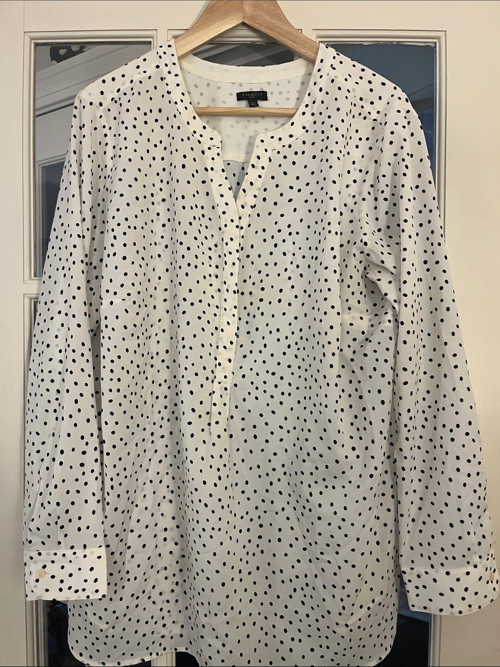 Talbots White Polka Dot Long-Sleeve Shirt. 1X